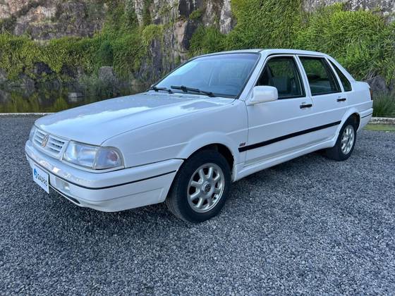 VOLKSWAGEN SANTANA 1.8 CL 8V GASOLINA 4P MANUAL